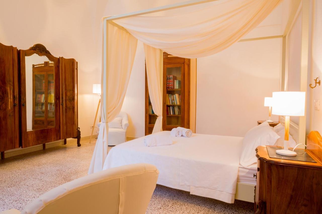 Palazzo Ashian Bed and Breakfast Acquarica del Capo Eksteriør billede