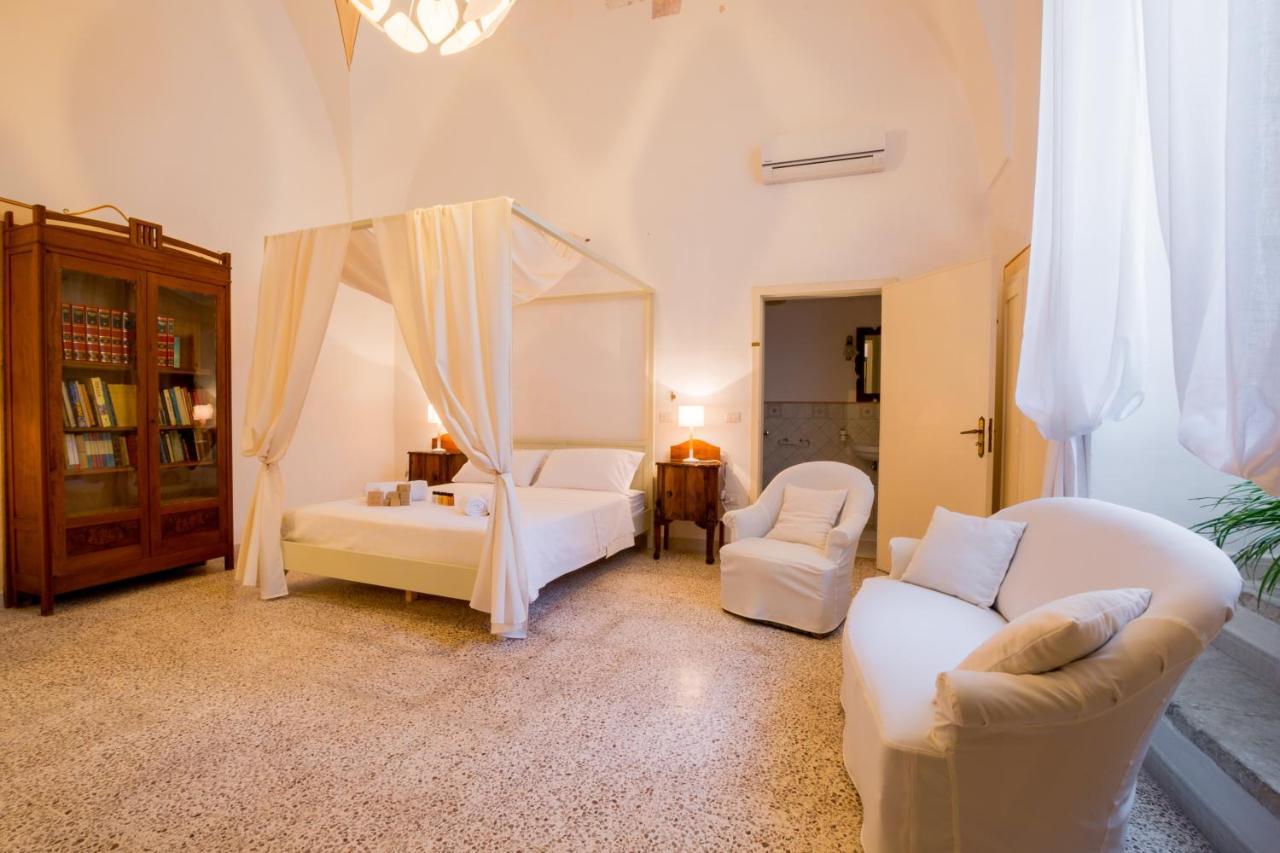 Palazzo Ashian Bed and Breakfast Acquarica del Capo Eksteriør billede