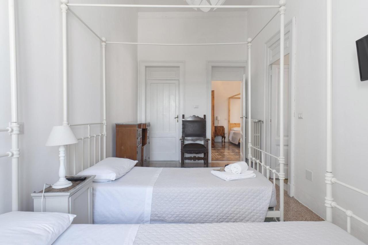 Palazzo Ashian Bed and Breakfast Acquarica del Capo Eksteriør billede