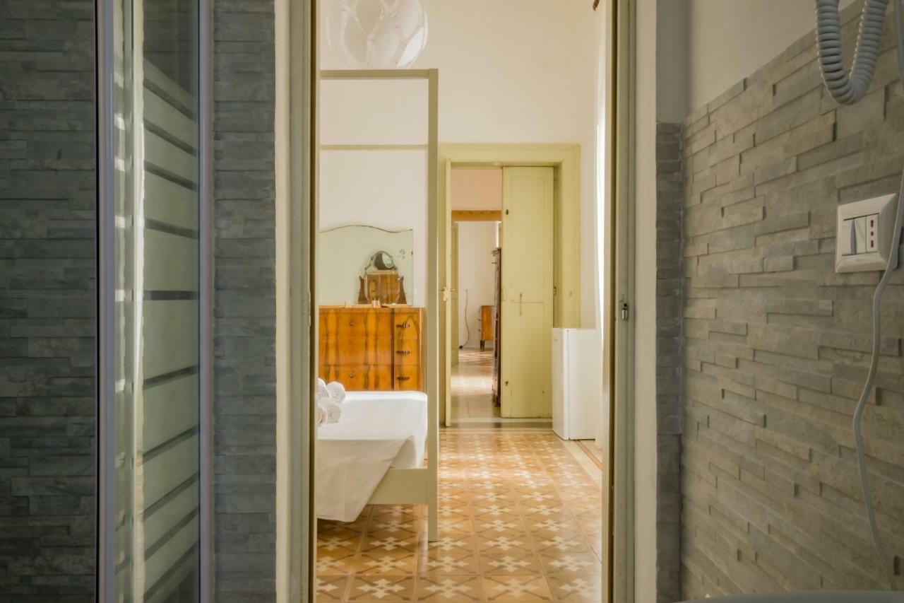 Palazzo Ashian Bed and Breakfast Acquarica del Capo Eksteriør billede