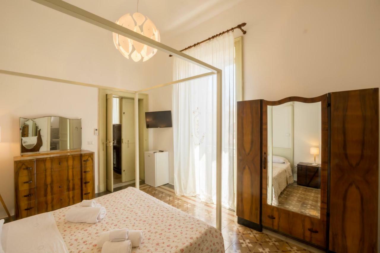 Palazzo Ashian Bed and Breakfast Acquarica del Capo Eksteriør billede