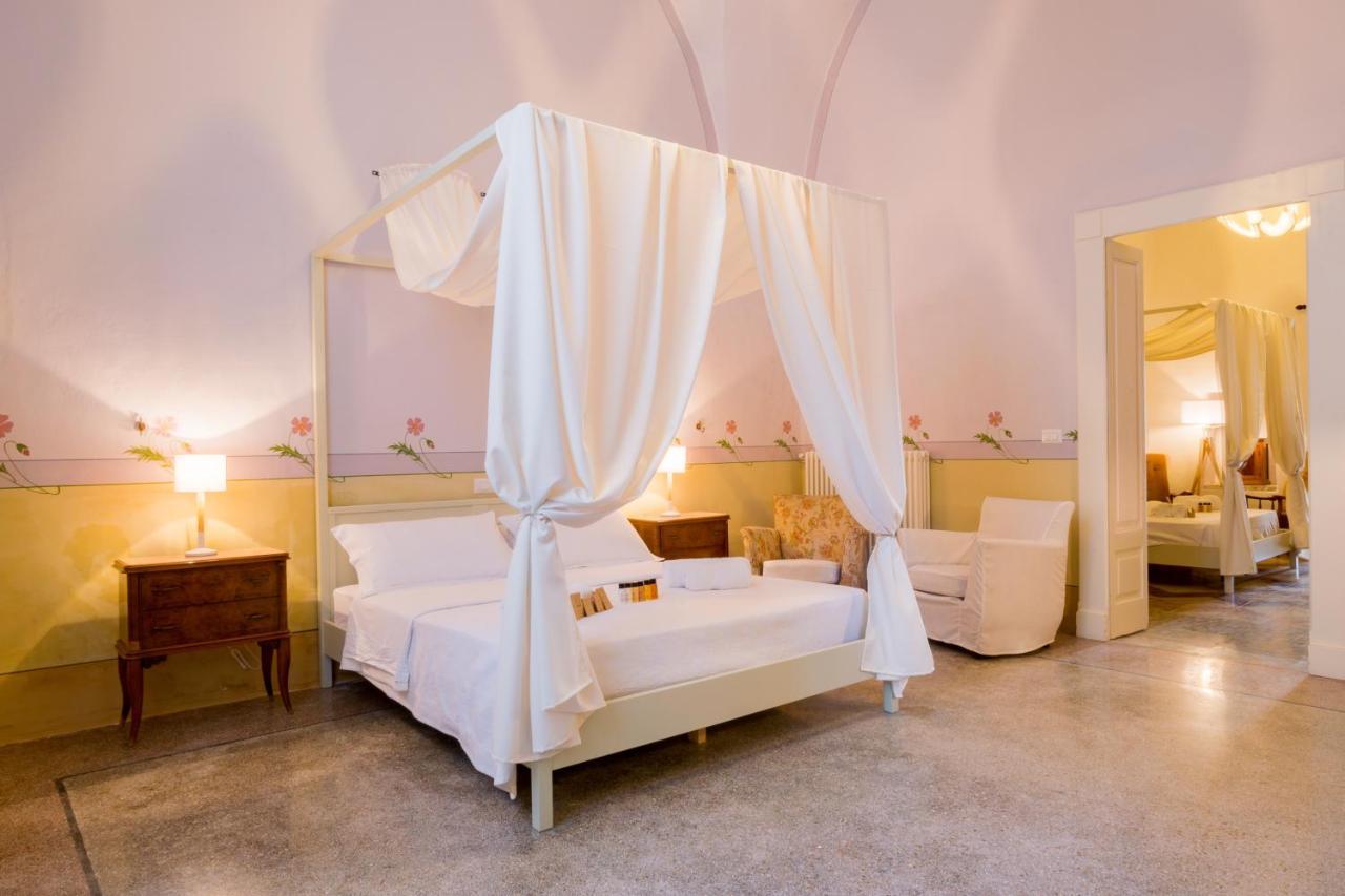 Palazzo Ashian Bed and Breakfast Acquarica del Capo Eksteriør billede